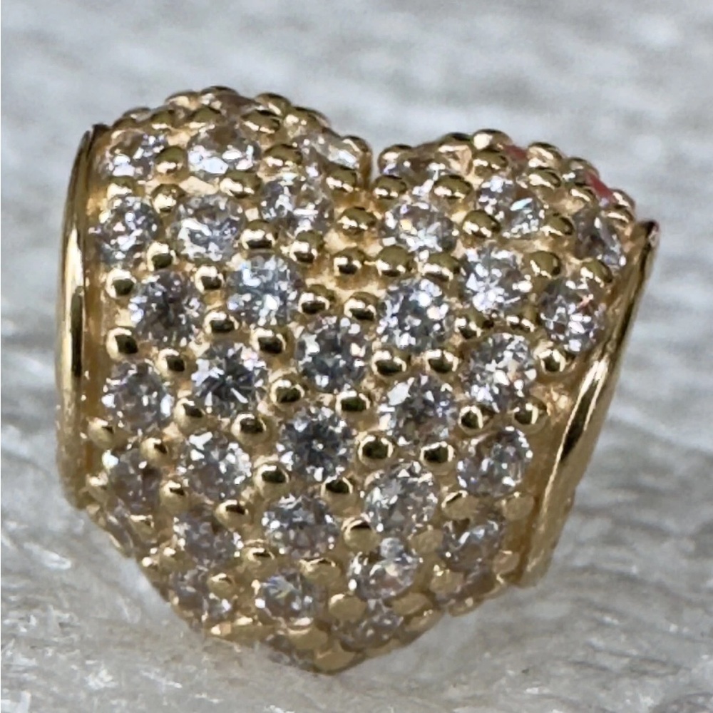 NEW❗️Pandora 14K Gold Pave Heart Charm With Clear Zirconia - 750828CZ